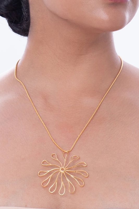 Blooming Flower Necklace