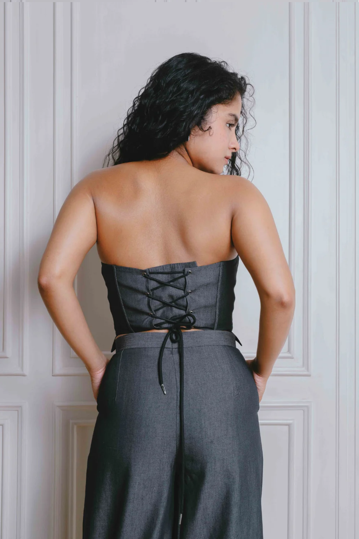 DARK GREY TIE ME TIGHT