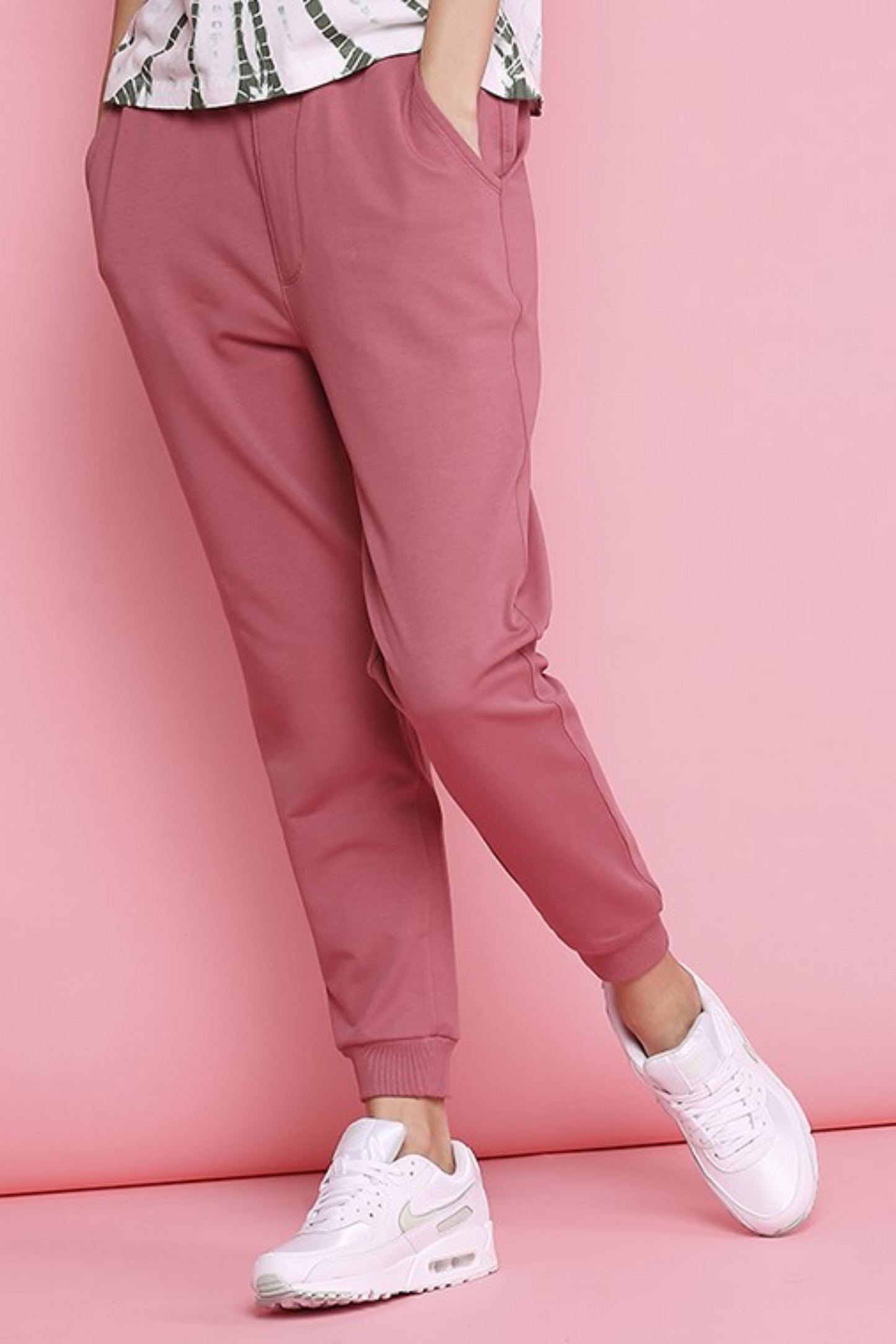 Carrot pink joggers