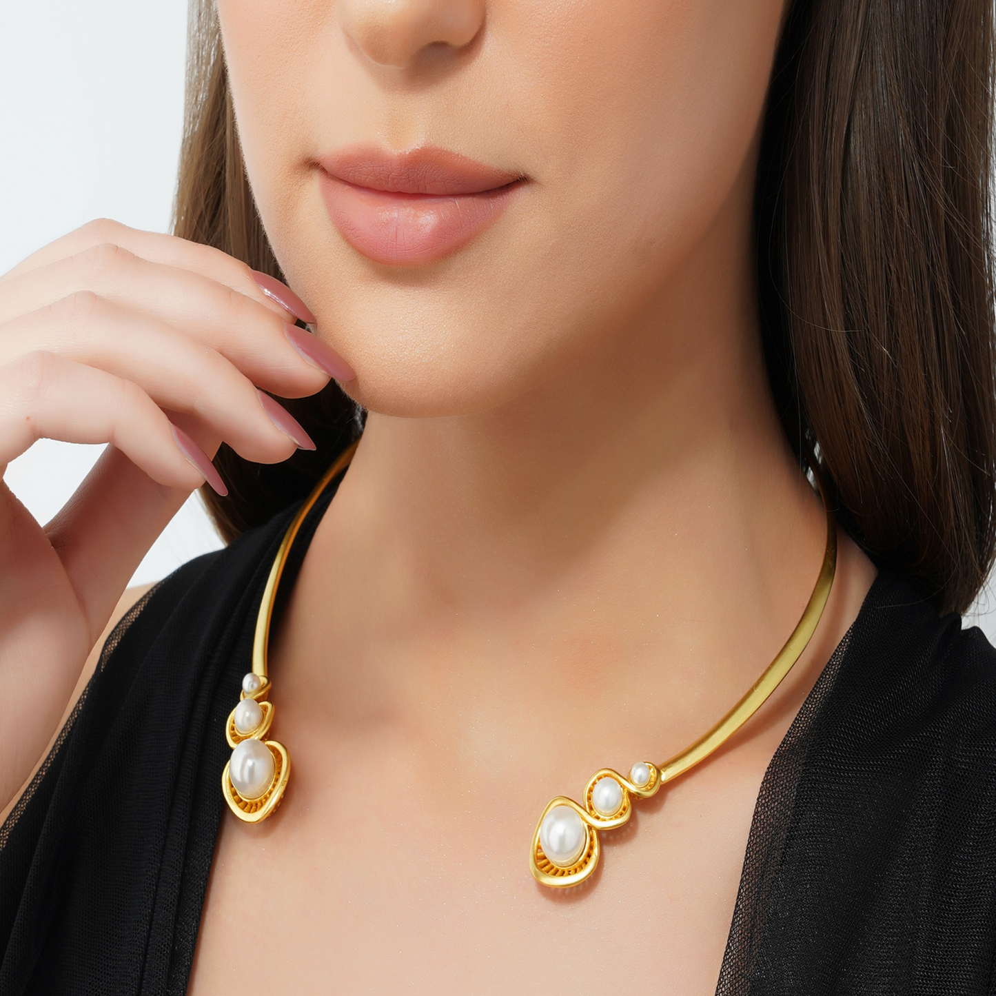 Go Getter Collar Necklace