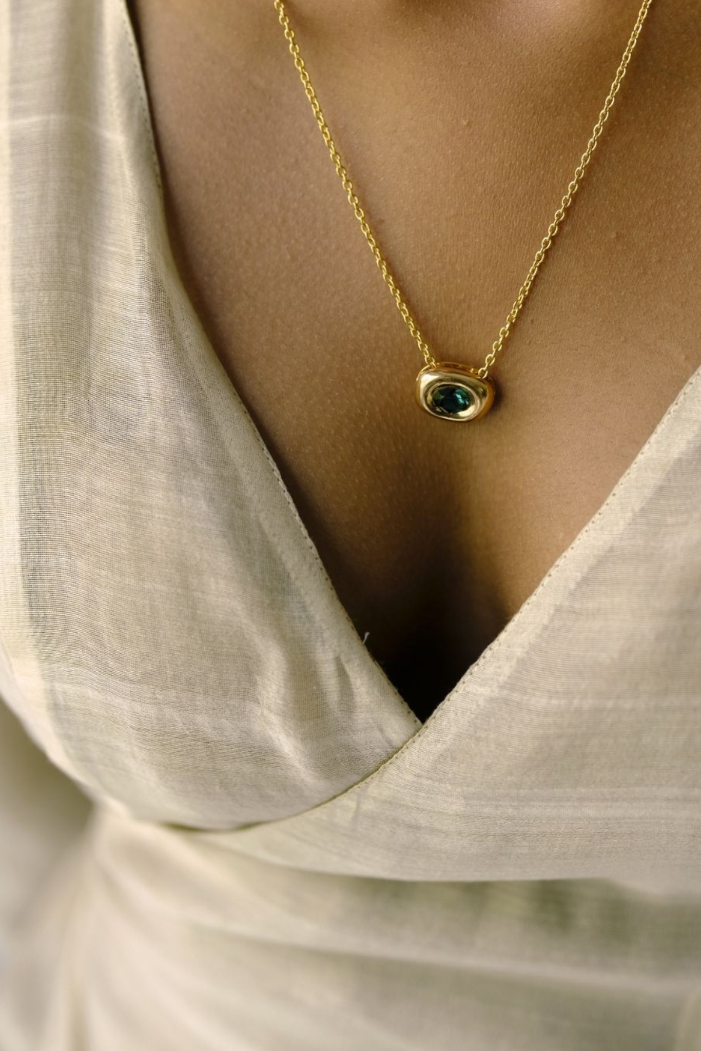 The Axis Pendant - Purple
